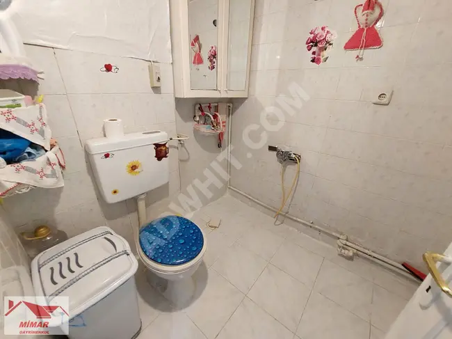 2+1 apartment with an area of 80m², 1st floor, spacious in İKİTELLİ