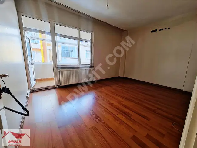 3+1 apartment for rent with an area of 130 square meters on the first floor of MİMAR EMLAK