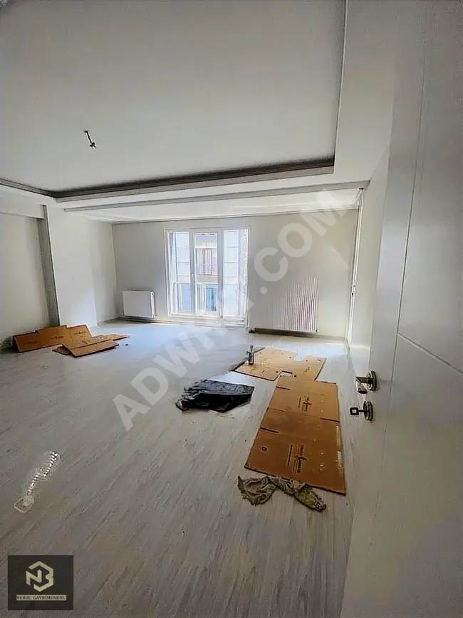 3+1 apartment for sale, vacant and new, available for installment payment for one year in Şirinevler