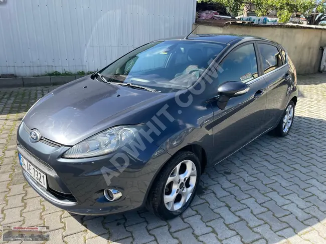 Ford Fiesta 2011 model, 1.4 diesel, Titanium, manual transmission, in good condition