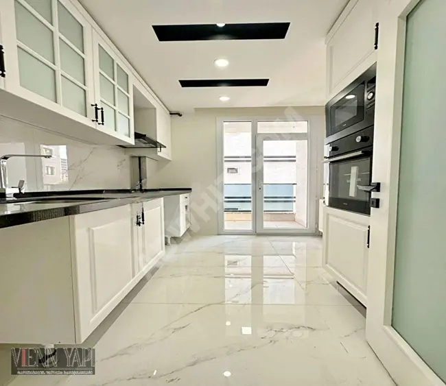 Spacious 2+1 apartment with a large area in a new residential complex next to Marina West