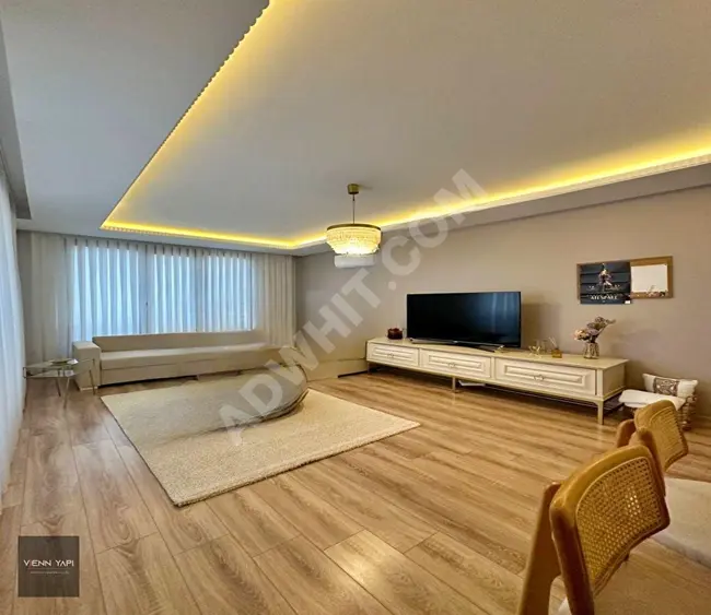 Apartment 2+1 for sale on a middle floor within a fully equipped residential complex in the Beykent area