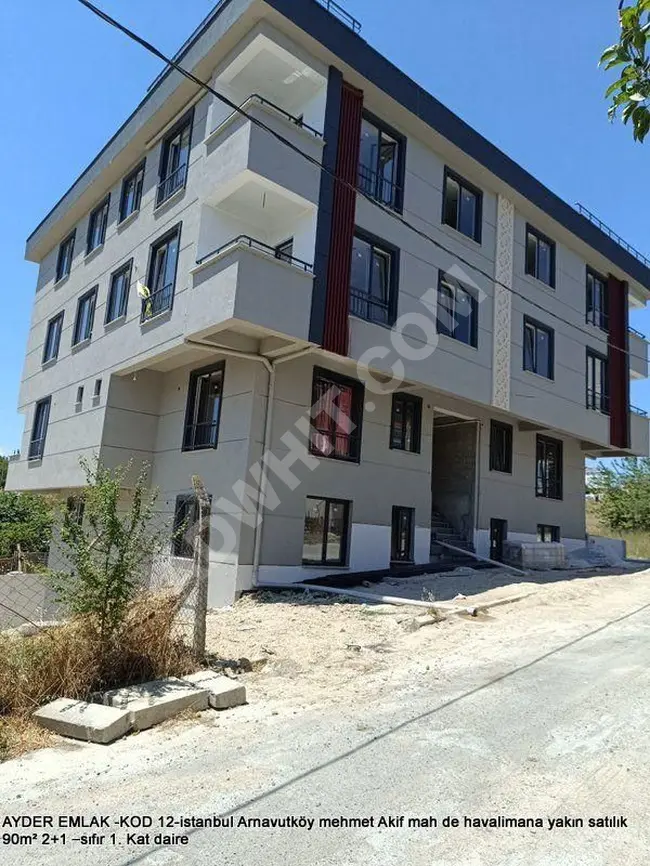 Arnavutköy mehmet Akif mah de havalimana yakın satılık 90m² 2+1 –sıfır 1. Kat daire