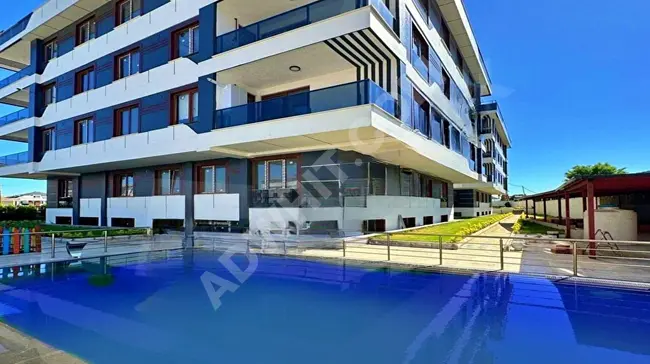 Duplex apartment 4+1 for sale in a central location within a residential complex with a pool in BEYLİKDÜZÜ from VİENN