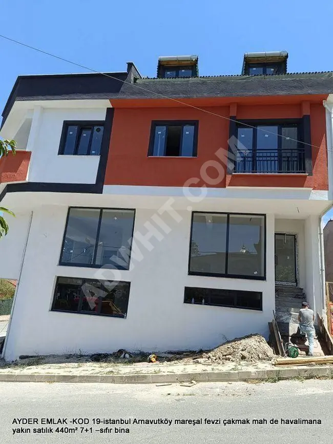 A new property for sale with an area of 440 square meters, 7+1 - new building next to the airport in Arnavutköy