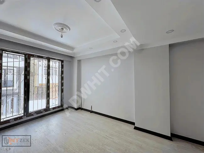 HALKALIDA YÜKSEK GİRİŞ GENİŞ 2+1 SATILIK DAİRE