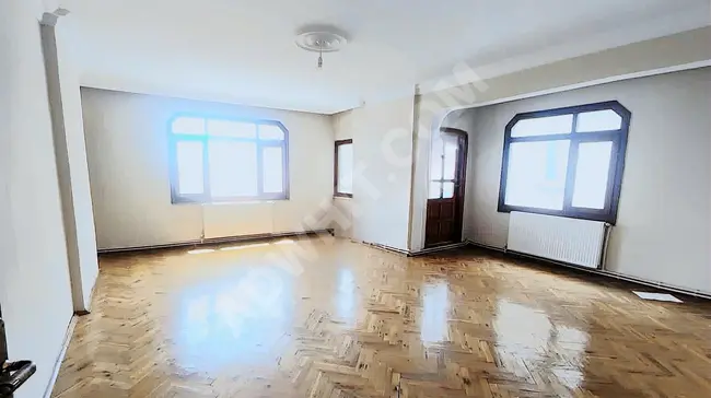 BAHÇELİEVLER SOĞANLI MEYDANA YAKIN 4.KAT 110 M2 DAİRE