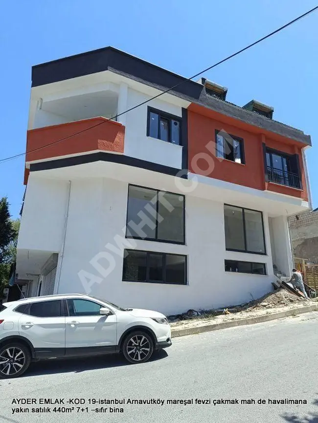 A new property for sale with an area of 440 square meters, 7+1 - new building next to the airport in Arnavutköy