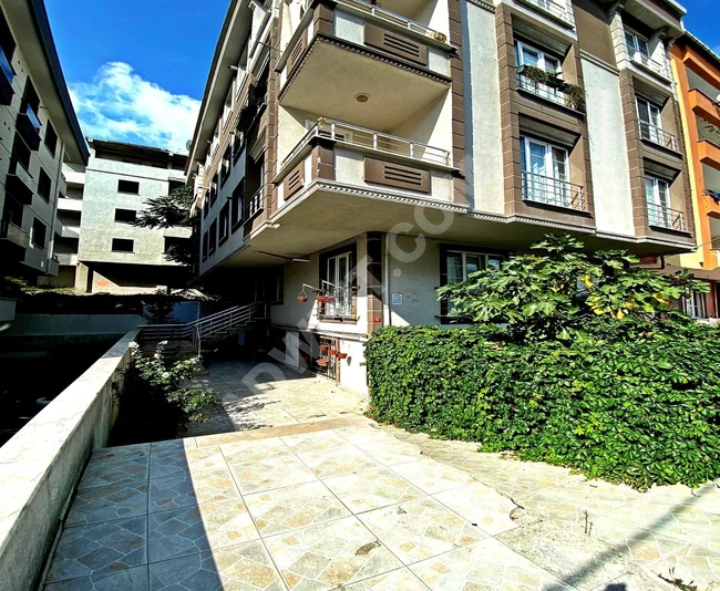 2+1 apartment in villa style near the metrobus in BEYLİKDÜZÜ