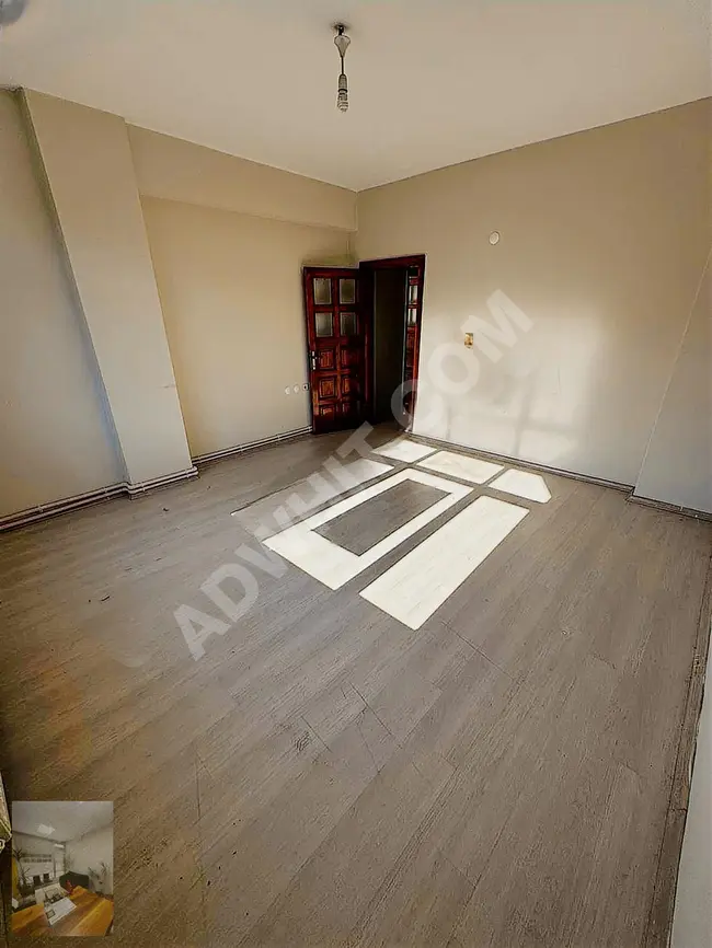 2+1 apartment for sale in Mehmet Akif, third floor, 110 square meters, 15 square meters shared