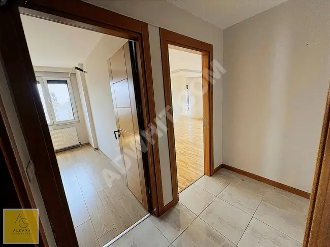 SUADİYE'DE SATILIK 3+1 DAİRE ÖNÜ AÇIK GENİŞ GENÇ EBEVENY BALKON