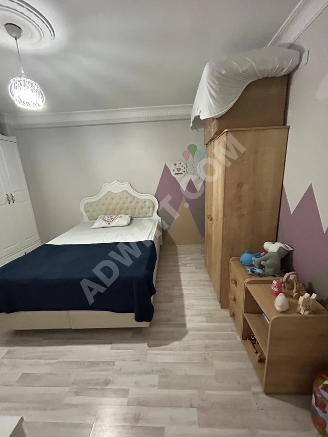 2+1 apartment, 90 square meters on the 1st floor, located in Gazi Osman Pasha, Şems Pasha, presented by Hikmet Usta