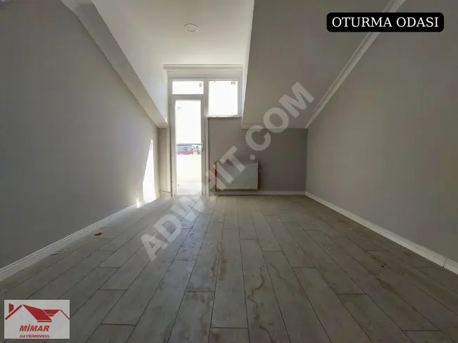 Spacious new 3+3 duplex apartment with an area of 150m², south-facing, in İkitelli