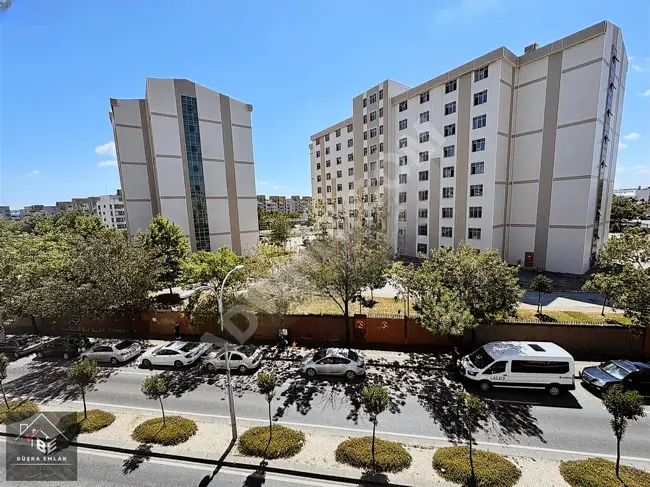 Apartment for urgent sale in a central location with a southern front by BÜŞRA EMLAK