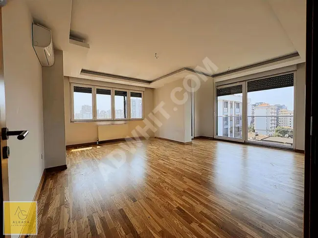 Apartment for sale 3+1 in the SUADİYE neighborhood, on EMİNALİ PAŞA Street