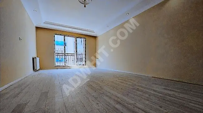 Luxury 2+1 apartment near GÜVERCİNTEPE Square on the second floor