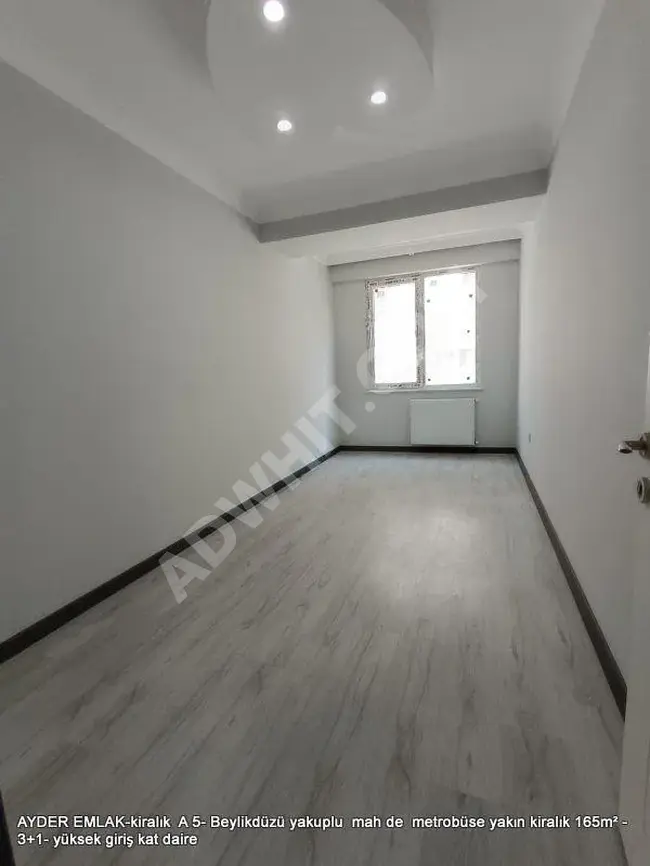 Beylikdüzü yakuplu  mah de  metrobüse yakın kiralık 165m² -3+1- yüksek giriş kat daire