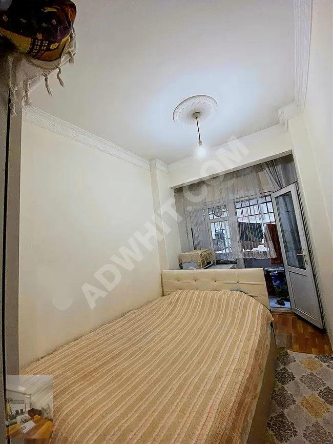 2+1 apartment for sale in Mehmet Akif with a high entrance, shared area of 13 square meters