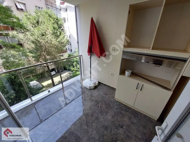 kadıköy şenesenevlerde satılık 3+1 140m2 daire yıldız emlak'tan