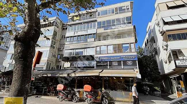 ALKAYA'DAN SATILIK CADDE ÜZERİ DENİZ MANZARALI 3+1 NET 125m²