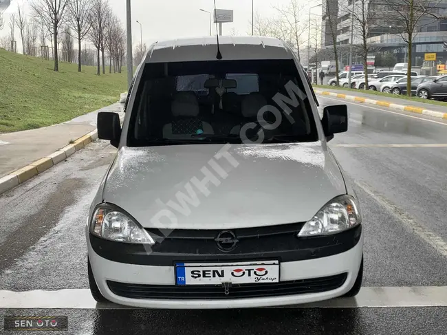 سيارة للبيع Opel Combo موديل 2005 بالاقساط