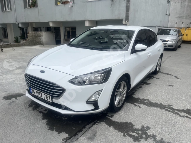 For sale by owner: 2020 Ford Focus automatic 46,000 km