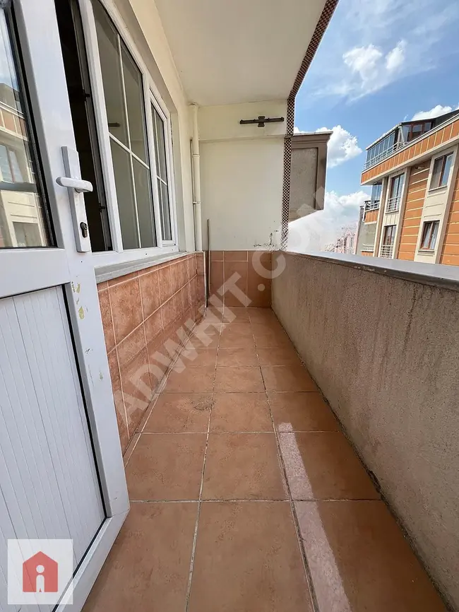 3+1 apartment close to the metro and shopping center in the Eşilpınar area