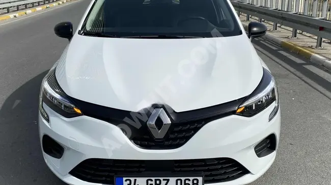 Car for sale Renault Clio, model 2023, automatic transmission