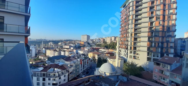 Metrobüse yakın, eşyalı daire