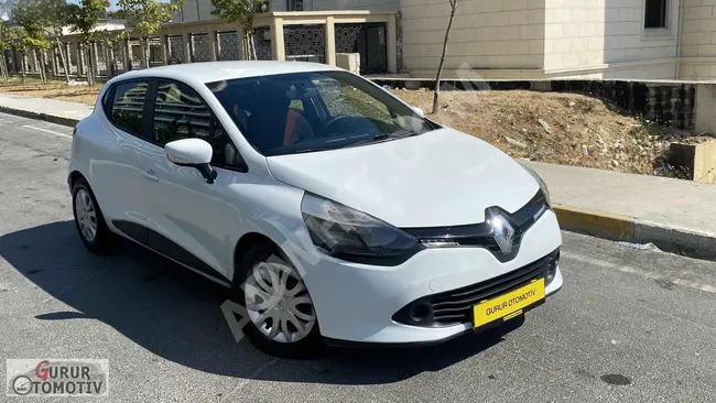 Car for sale: Renault Clio, 2016 model, diesel, manual transmission