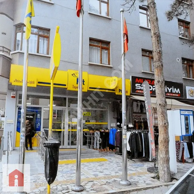 Commercial shop for sale, entrance 25m² on TEPEBAŞI and FATİH Street