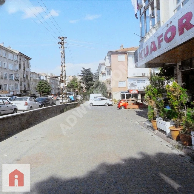 30 square meters suitable for all businesses on Beşiktaş Street