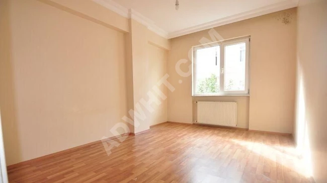 istanbul Bahçelievler cumhuriyet mah de satılık 90m² 2+1-3.kat daire