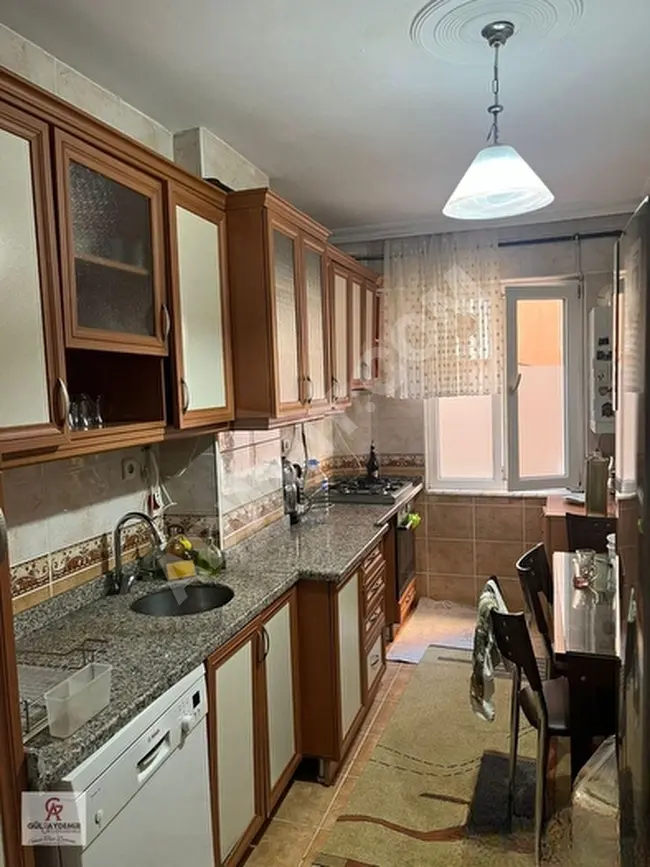 YENİDOĞAN DA ASANSÖRLÜ 14O M2  3. 1 SATILIK DAİRE