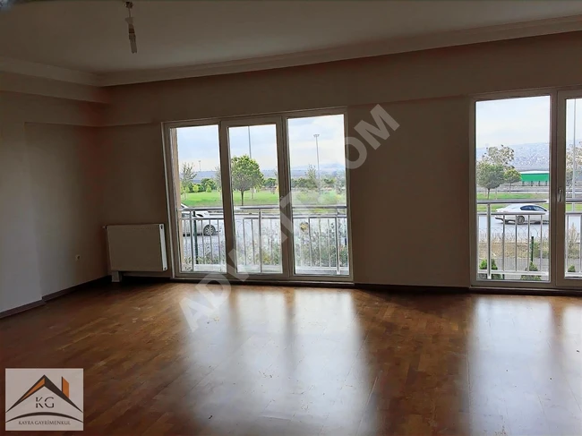 Ispartakule 1 istanbul Sitesinde 1+1 95 m2 Satılık Daire