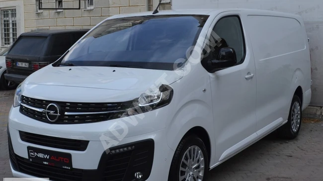 فان للبيع Opel Vivaro موديل 2024 بنسبة تخفيض %20 فاتورة