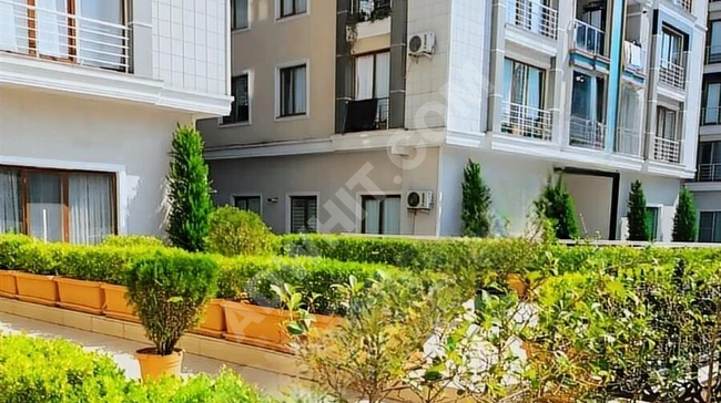 Beylikdüzü Adnan kahvecide site içind 2+1 full mobilyalı kiralık