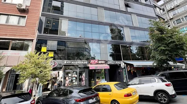 BEYAZNOKTADAN NUROL TOWER KARŞISI CADDE ÜSTÜ 3 KATLI DÜKKAN