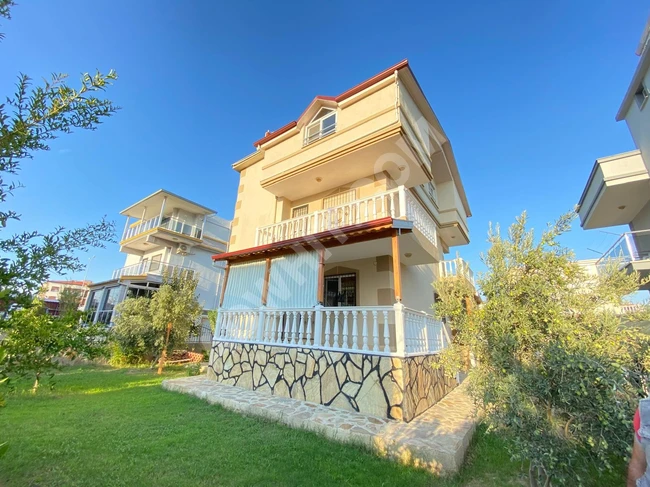 Villa 4+2 independent with extremely luxurious quality for sale 100 meters from the sea