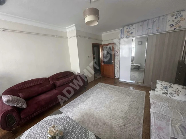 ZEYTİNBURNU YEŞİLTEPE MH'DE 1+1 80m² CADDE ÜST SATILIK DAİRE..