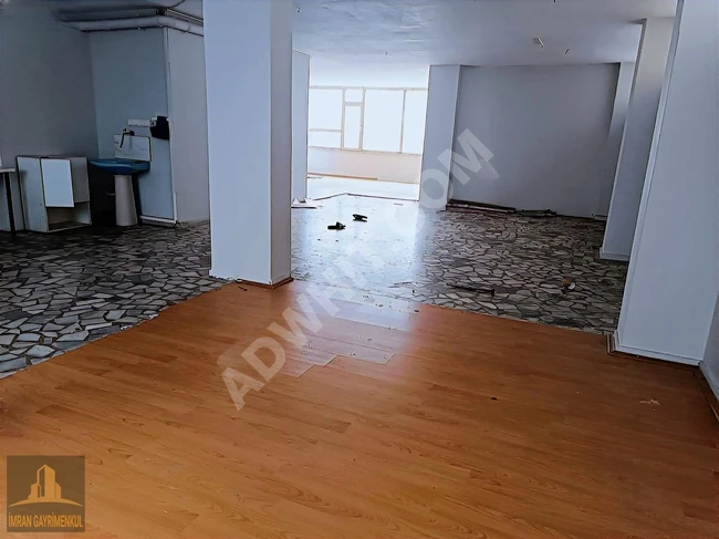 Shop for rent with an area of 250 square meters in Zeytinburnu, Telsiz neighborhood