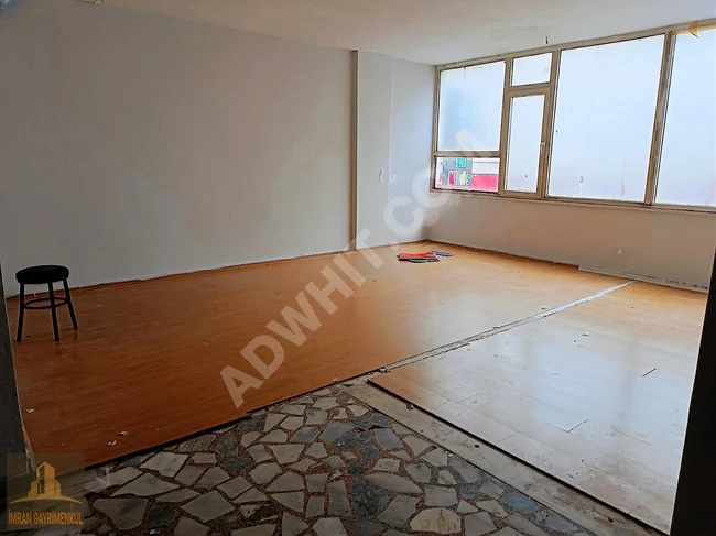 ZEYTİNBURNU TELSİZ MAHALLESİNDE 250 M2 KİRALIK MAĞAZA