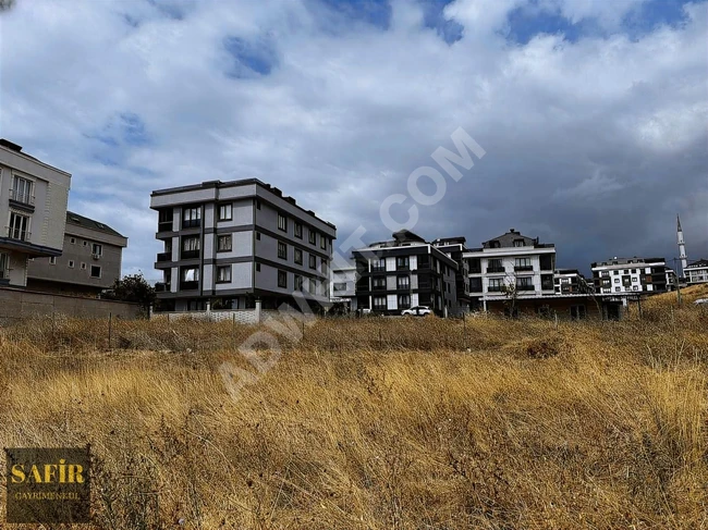 Land with an area of 296 square meters for sale in Beylikdüzü