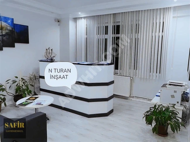 Luxurious office for rent in Bakirkoy, Incirli Street with a net area of 170 square meters and no additional costs