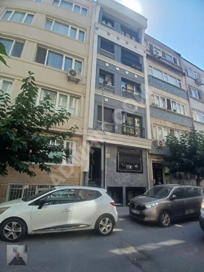 Kurtuluş savaş sok ak 1ci adasında  TERS Dubleks 180 m2 4 oda 1salon  yeni bina .