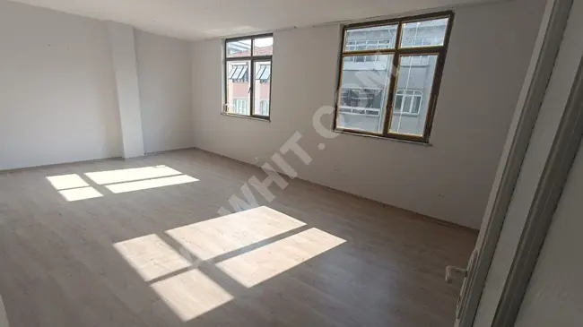 Commercial building with an area of 105 square meters, third floor for rent by OSMANLI EMLAK company in Zeytinburnu neighborhood, Merv Nuri Pasha Street