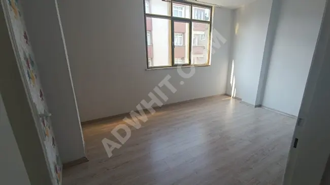 Commercial building with an area of 105 square meters, third floor for rent by OSMANLI EMLAK company in Zeytinburnu neighborhood, Merv Nuri Pasha Street