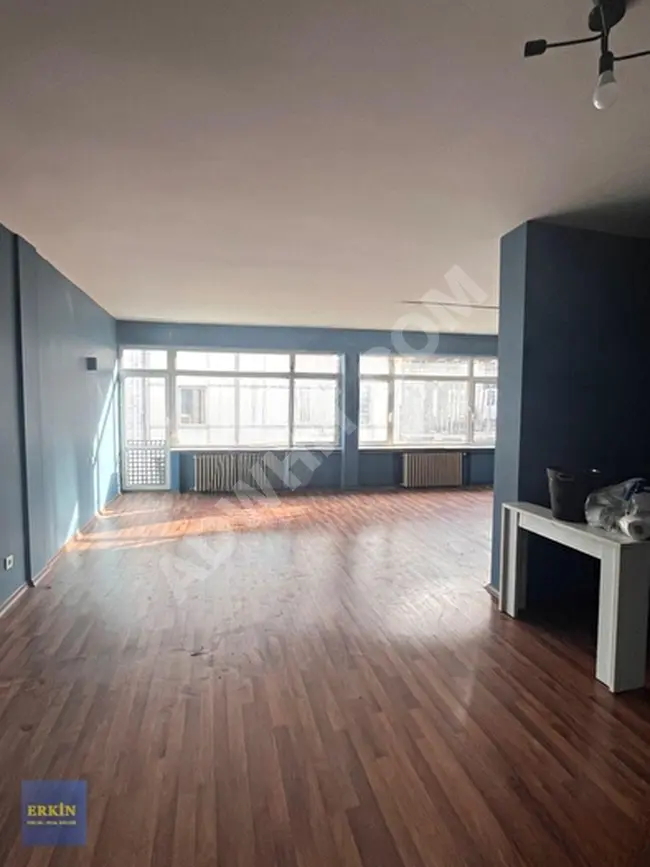 Apartment for rent 3+1, fourth floor with elevator, 120m² in Nişantaşı