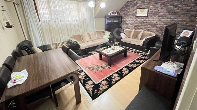 Apartment for sale 2+1 with a spacious clean garden in Şişli Kurtuluş Savaş Street