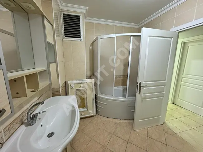 Apartment for sale 3+1 with an area of 150m² with elevator and parking in ZEYTİNBURNU MURAT ERDEMİRLER KONAKLARINDA